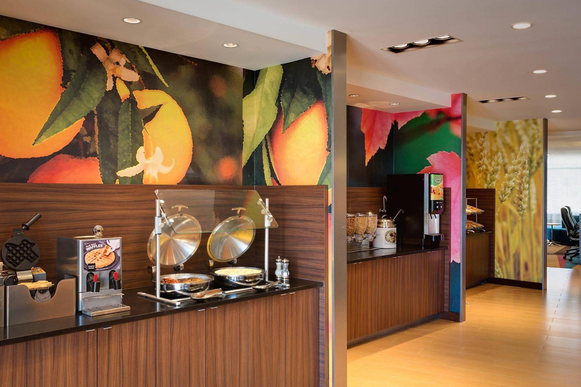 Fairfield Inn & Suites By Marriott Dallas West/I-30 Экстерьер фото